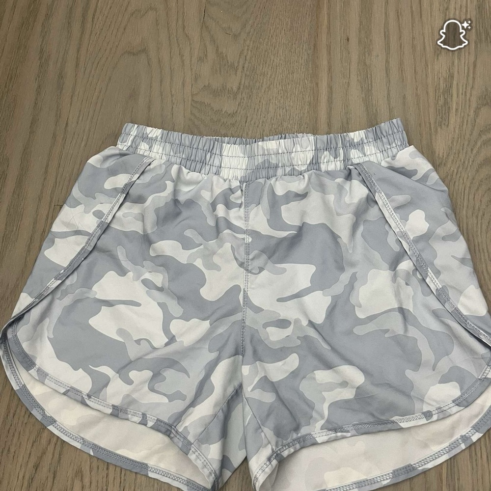 Target Kids Athletic Shorts in Gray Camouflage